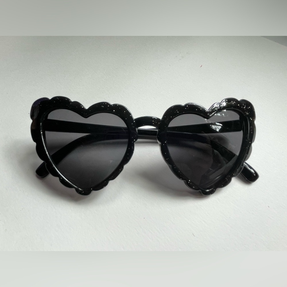 Betsey Johnson Black Glitter Sunglasses - Picture 6 of 8